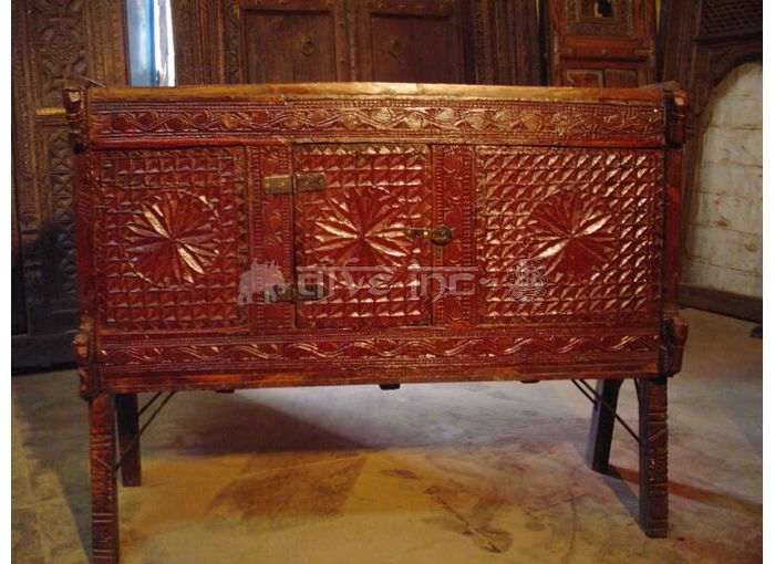 wooden hand-carved DAMACHIYA sideboard