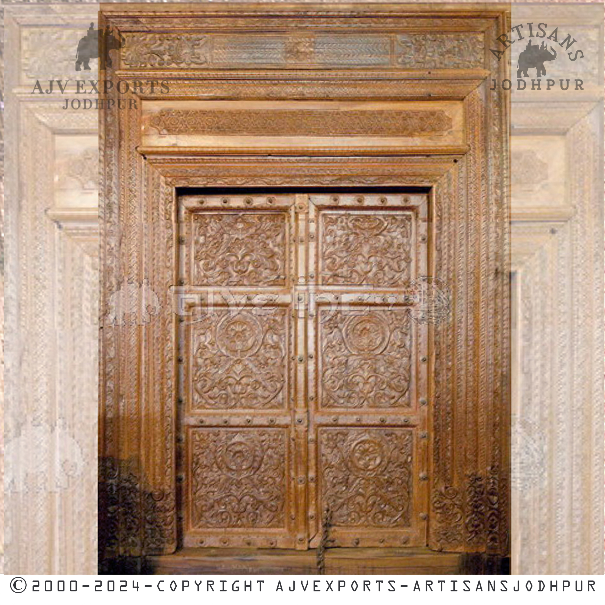 Elegant wooden door with intricate carvings and a sophisticated design, suitable for classic or vintage interiors.